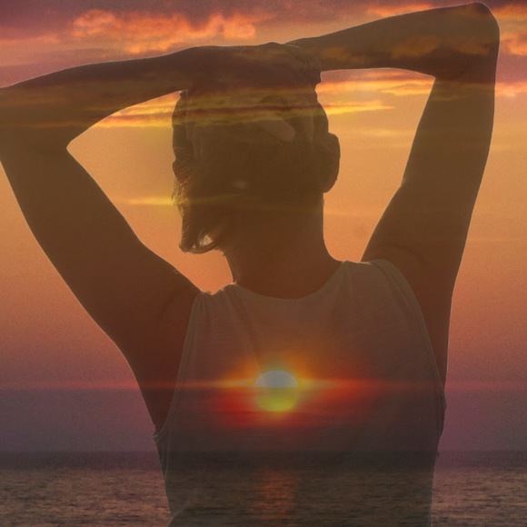 Meet your Posher, Jami - Picture 1 of 1